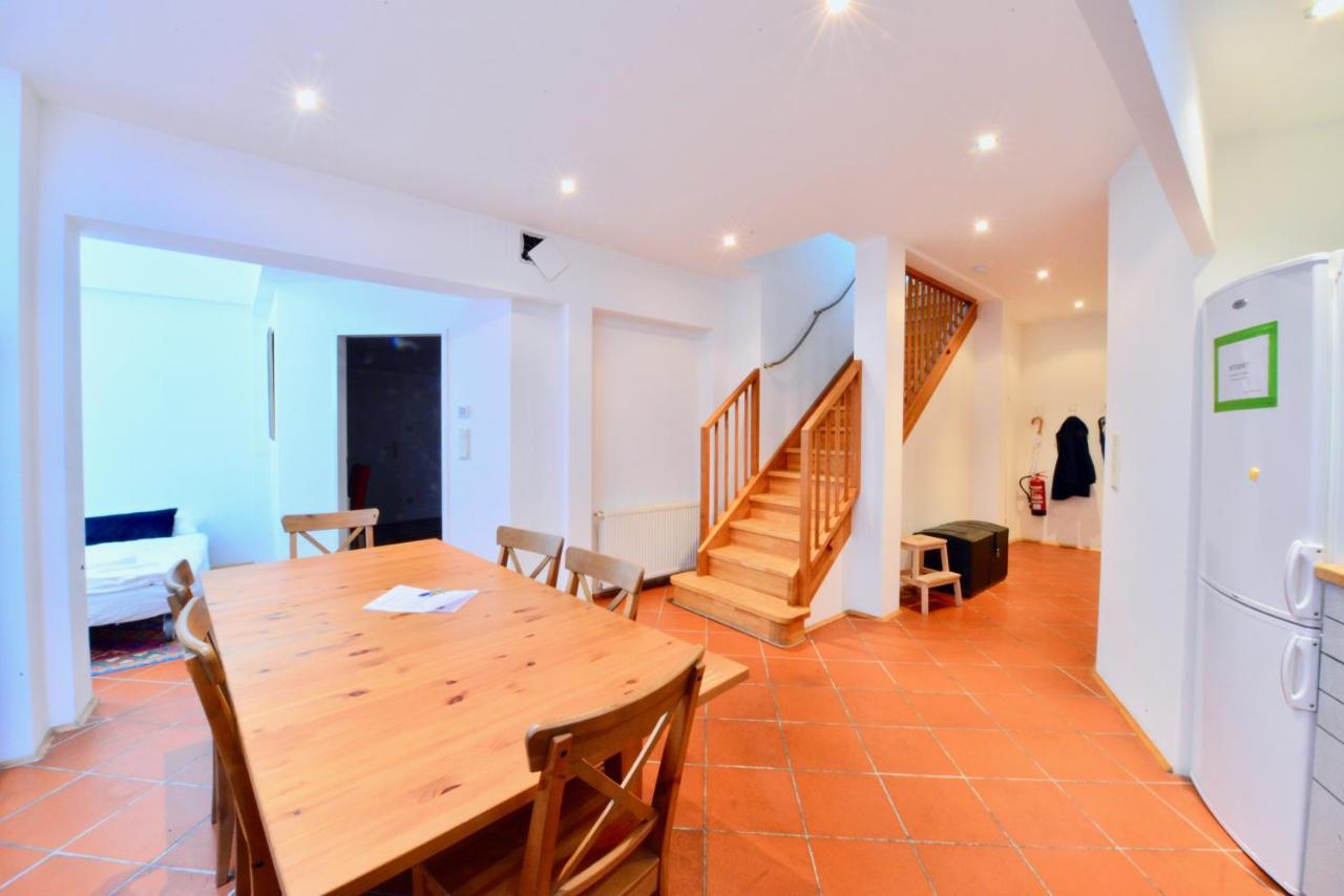 Spacious Flat With Panoramic View เวียนนา ภายนอก รูปภาพ