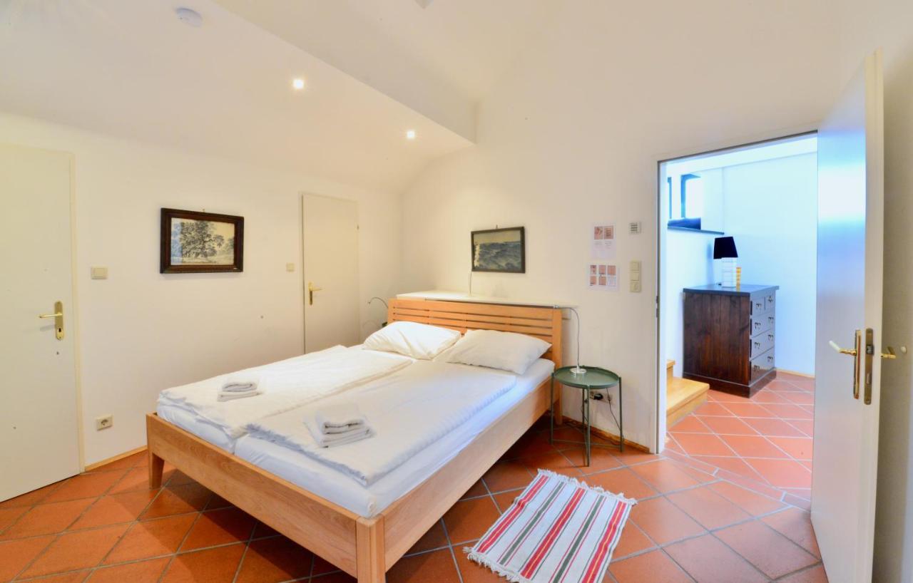 Spacious Flat With Panoramic View เวียนนา ภายนอก รูปภาพ